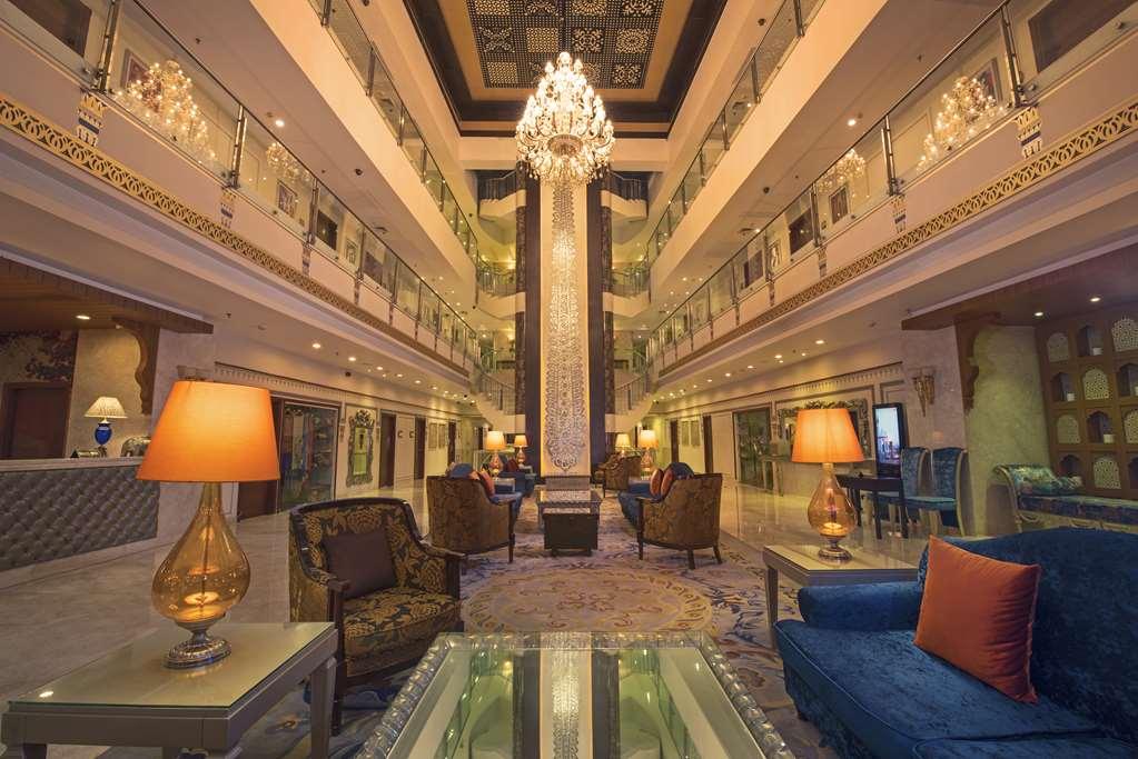 Radisson Blu Udaipur Palace Resort & Spa 내부 사진
